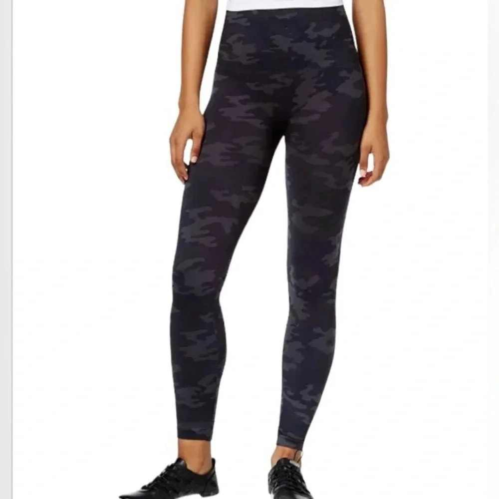 Spanx Look at Me Now High-Waisted Seamless Leggings Black Camo Size S